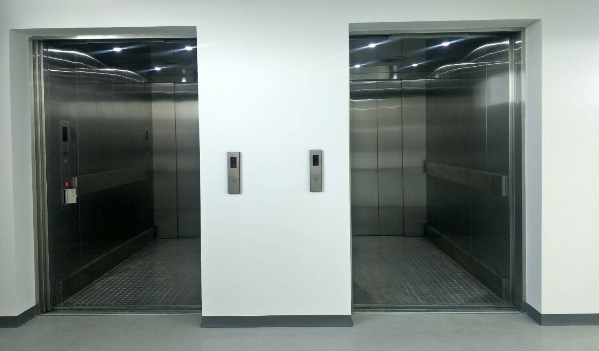 ลิฟท์บรรทุก